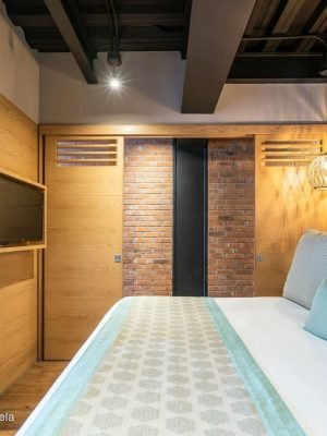 20251028173600044477000000-o