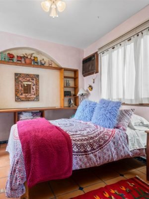 20251205175444795849000000-o